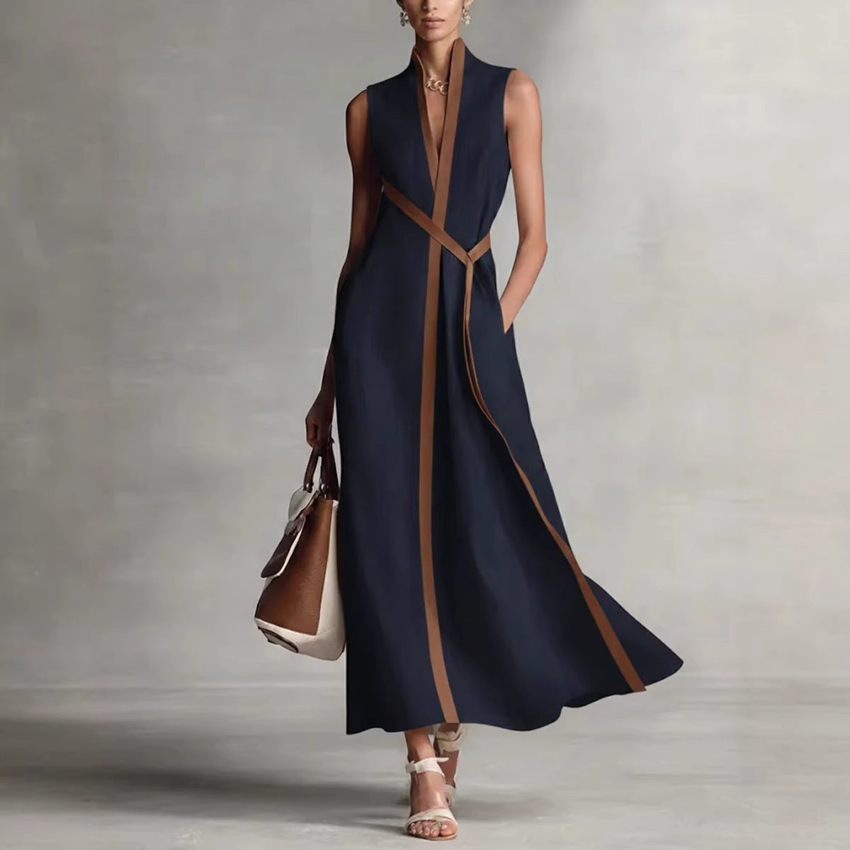 Contrast Trim Sleeveless Maxi Dress